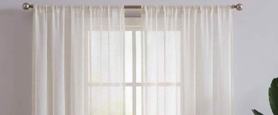 How to Remove Water Stains from Curtains